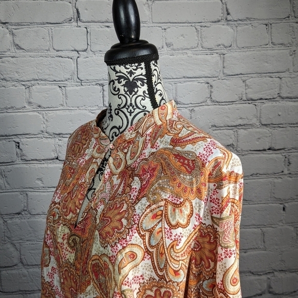 Charter Club Women's Long Sleeve paisley Print keyhole front Size 24w Top BBIN - Picture 6 of 10